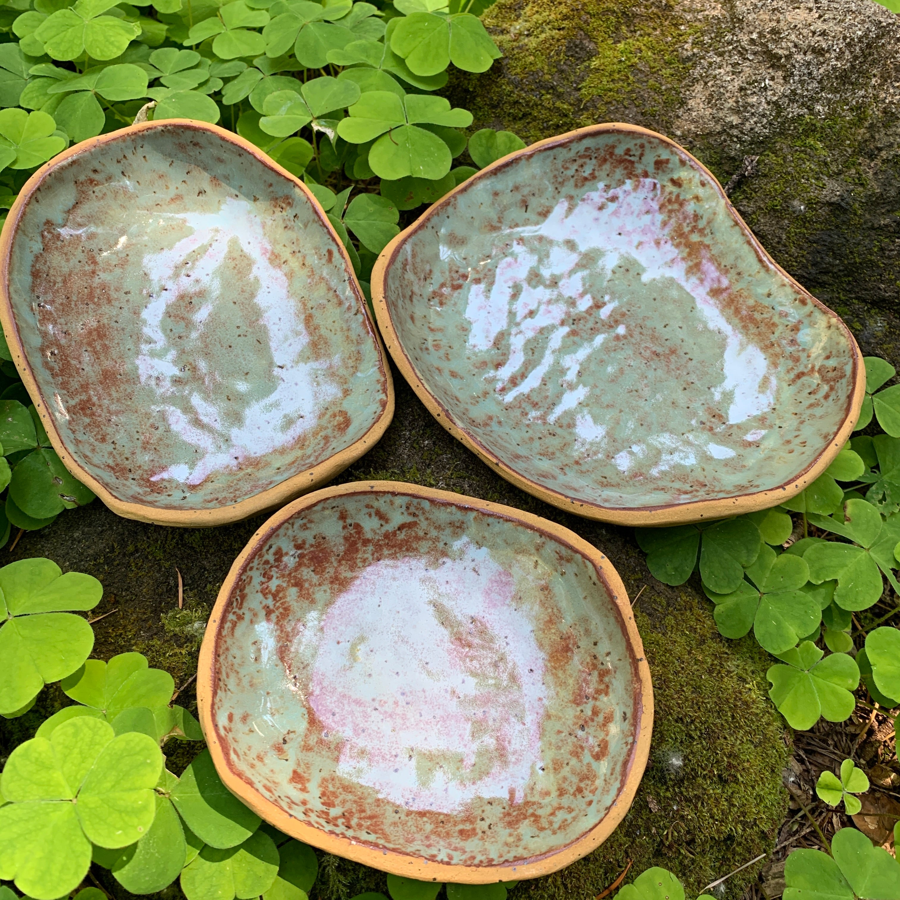 Nesting rock plates - Shino